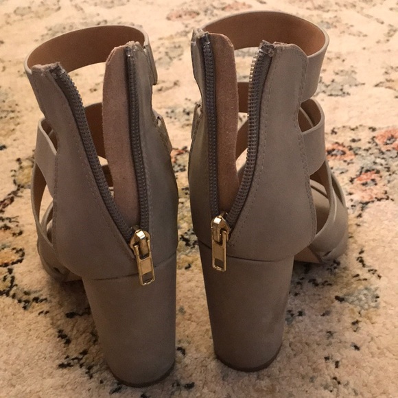 Strappy heels! - Picture 2 of 5